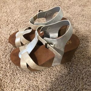 MIA Gold /Silver Wedges